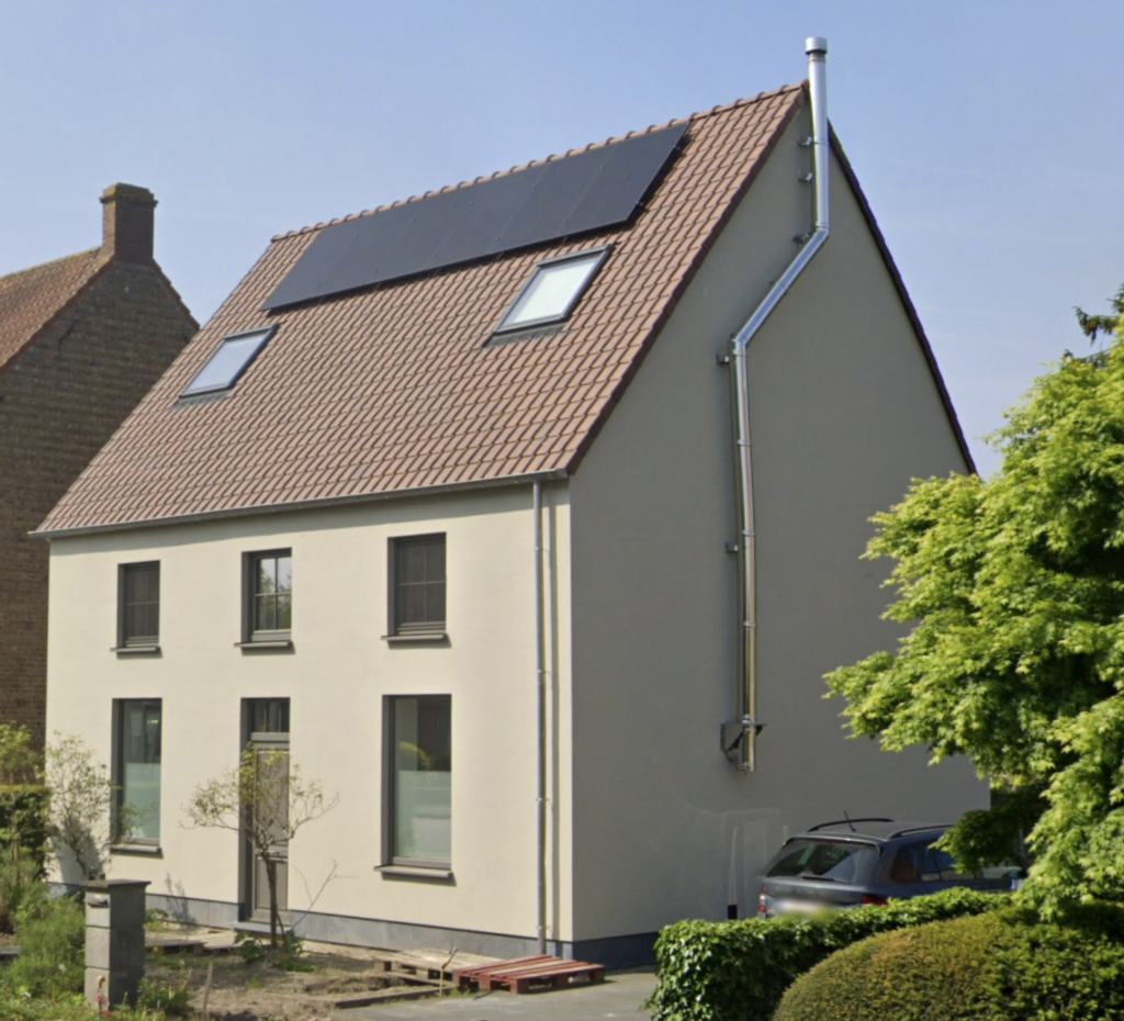 Of het nu aan de hand van siliconenharspleister, kalei, spuitkurk, hout of plaatafwerking is; je woning krijgt op een compleet nieuwe look!
